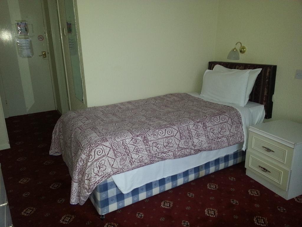 The Rams Lodge Manchester Zewnętrze zdjęcie